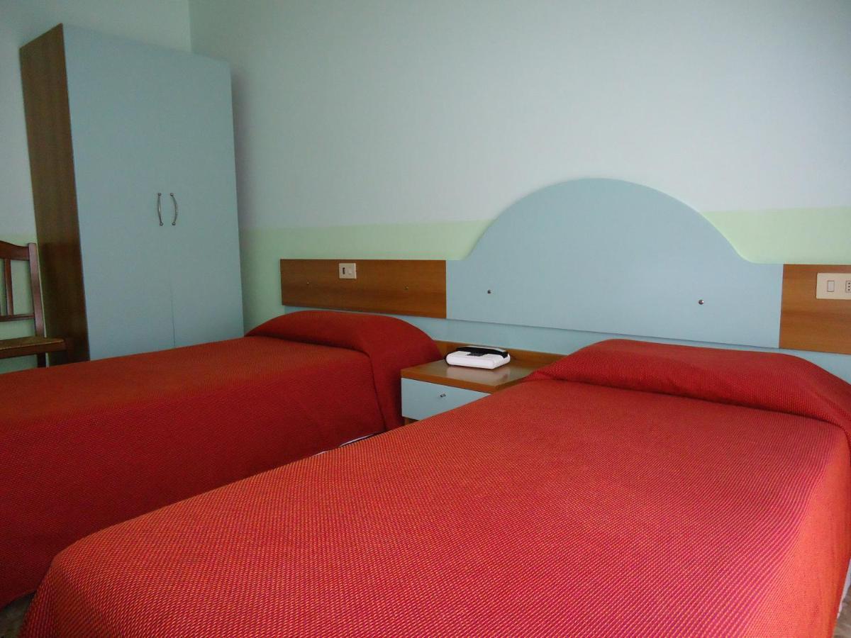 Motel Boston ซิลวี มารีน่า ภายนอก รูปภาพ